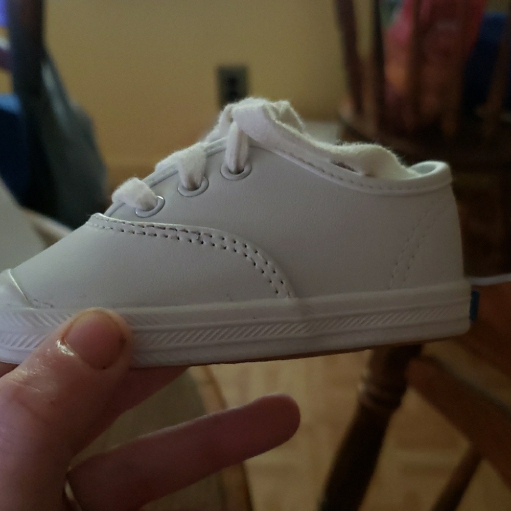 white keds